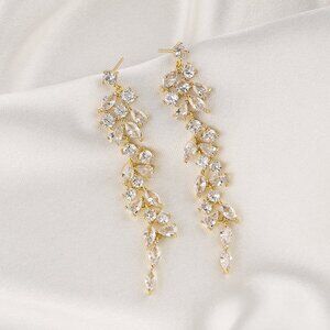 The Longleaf Sparkle Dangle Earrings Wedding Fashion Jewelry, GOLD